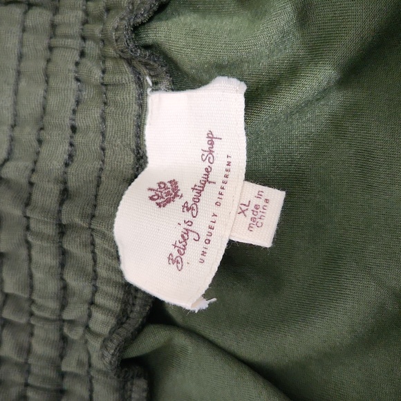 BETSEY'S BOUTIQUE SHOP SCALLOPED SKIRT XL - Picture 2 of 7